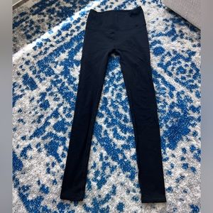 Black full length lululemon leggings